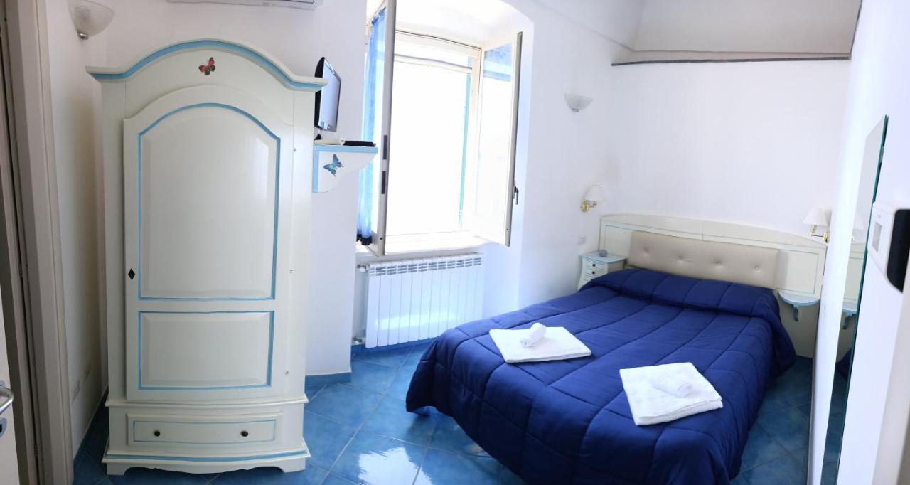 Vila La Rosa Del Mare Amalfi Exteriér fotografie